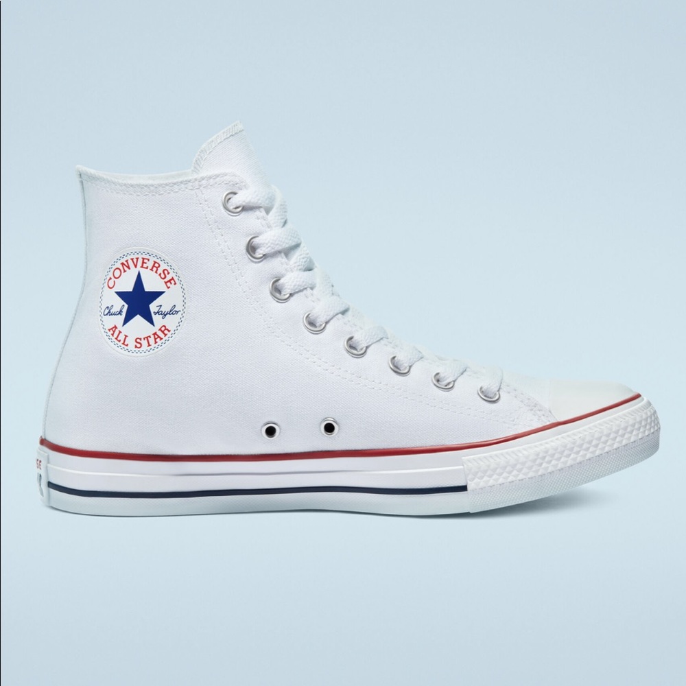 White All Star Chuck Taylor High Top Converse 7.5